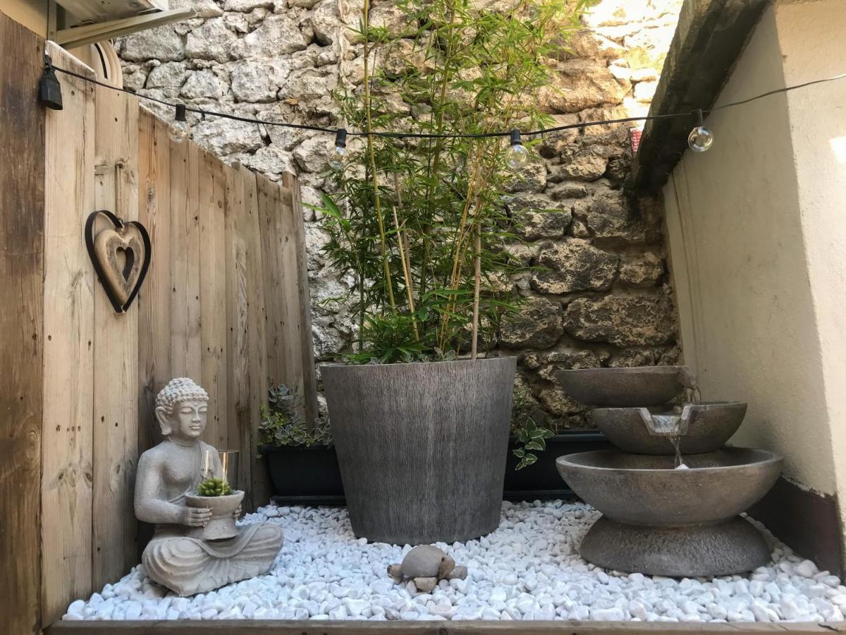 Le Patio De Provence En Avignon - Hypercentre, Clim, Wifi, Calme Apartment Bagian luar foto