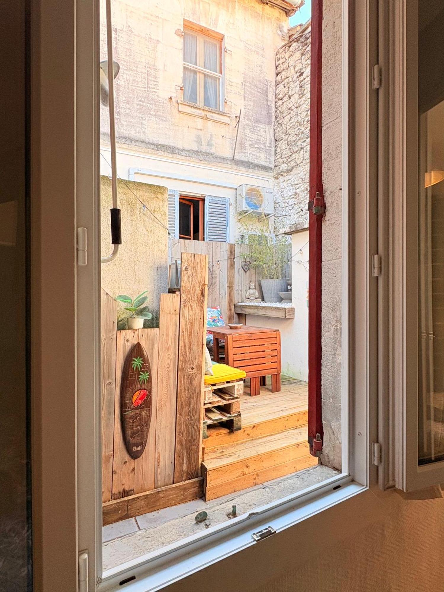 Le Patio De Provence En Avignon - Hypercentre, Clim, Wifi, Calme Apartment Bagian luar foto