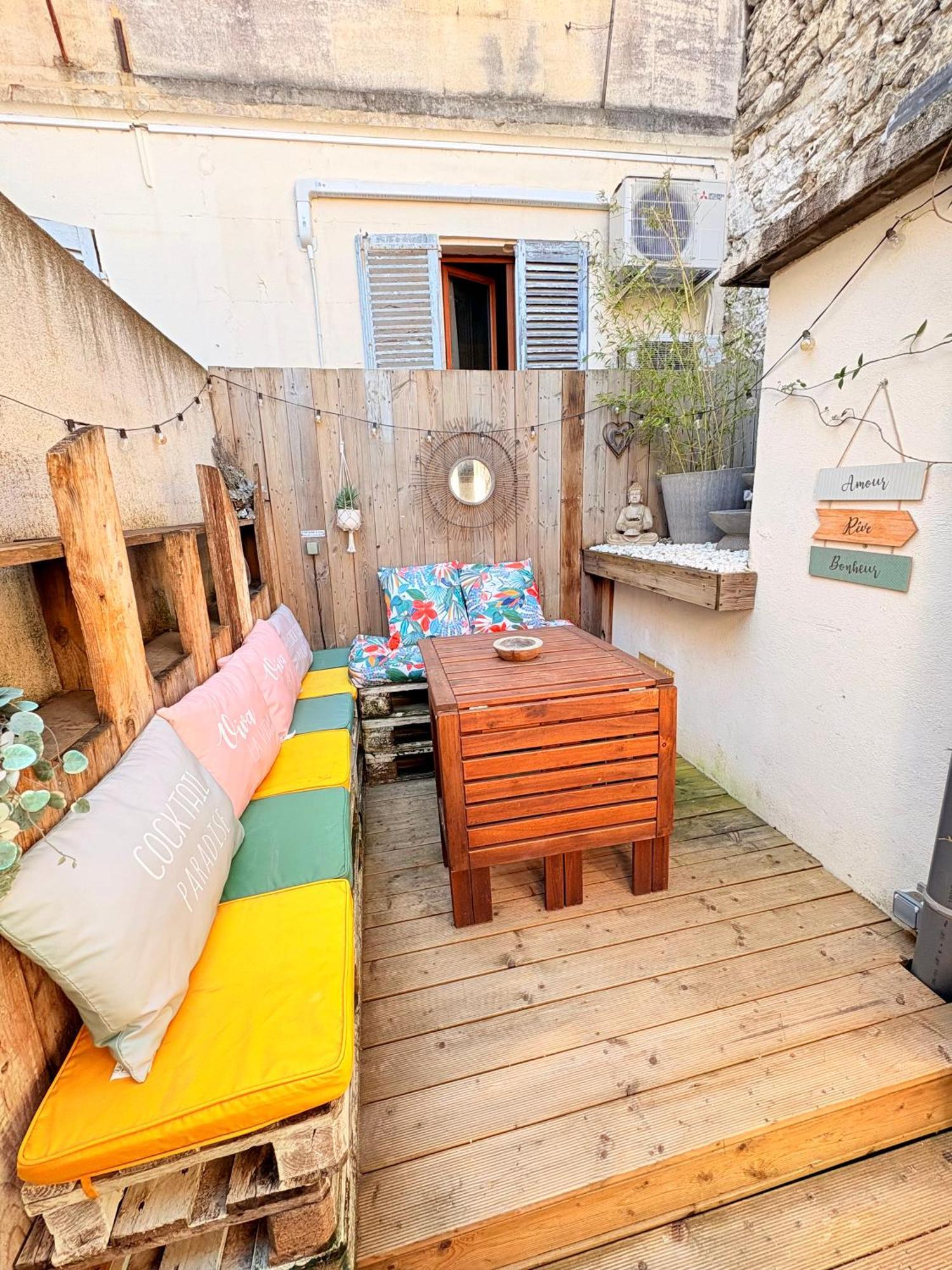 Le Patio De Provence En Avignon - Hypercentre, Clim, Wifi, Calme Apartment Bagian luar foto